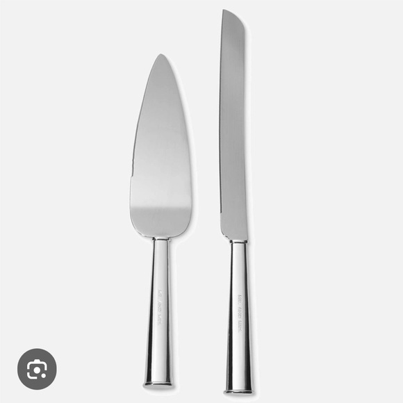 ♠️❤️♠️Kate Spade♠️
Darling Point 2-Piece Dessert Server by Kate Spade - Picture 8 of 8
